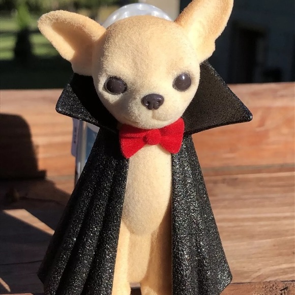 Bath and Body Works VAMPIRE Dracula Chihuahua PUP NIGHTLIGHT Wallflower Plug In - Picture 5 of 5